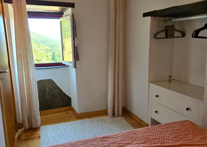 Tojo Alpehytte Piódão